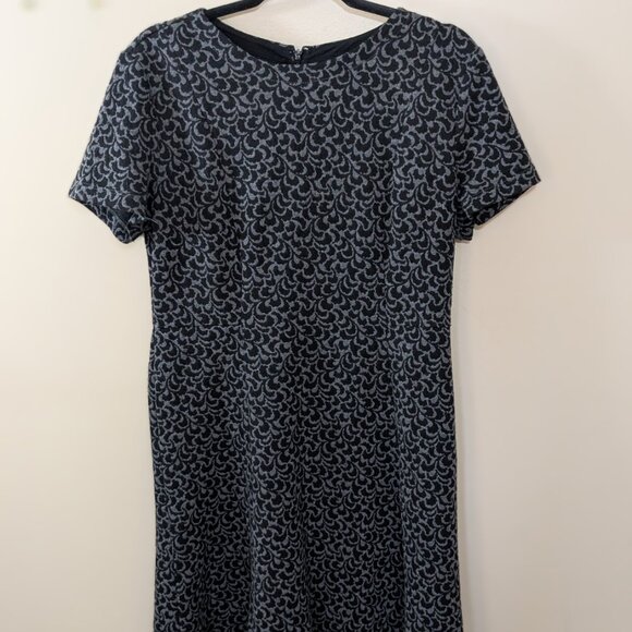 2 For $30 Ann Taylor LOFT Black And Gray Knit Dress Size 10 Scalloped Print - Picture 4 of 10